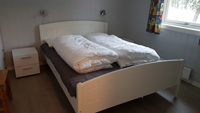 Hütte 8 - Schlafzimmer mit 2 Betten